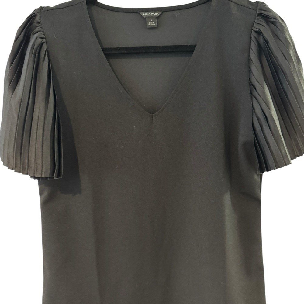 Ann Taylor Black V-Neck Blouse with Pleated Sleeves
